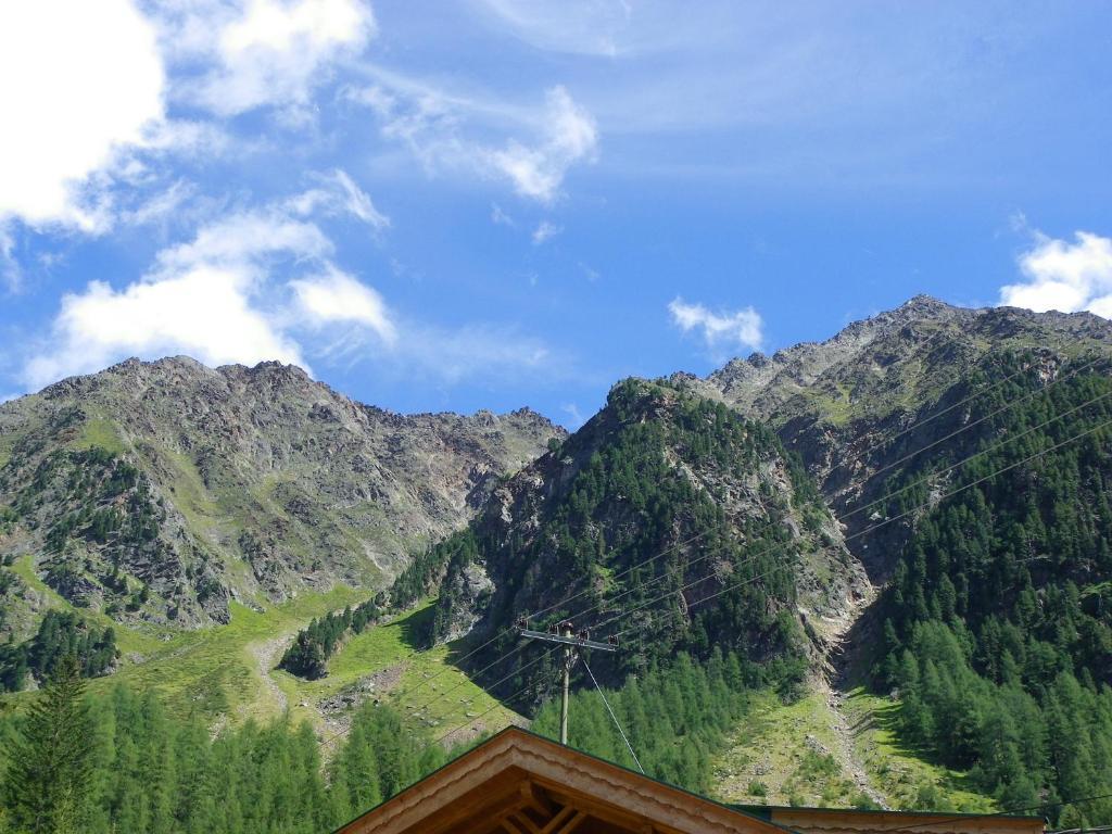Gaestehaus Berghof Schoepf Längenfeld Стая снимка
