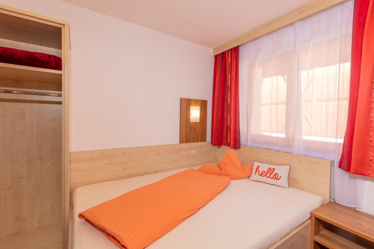 Gaestehaus Berghof Schoepf Längenfeld Екстериор снимка